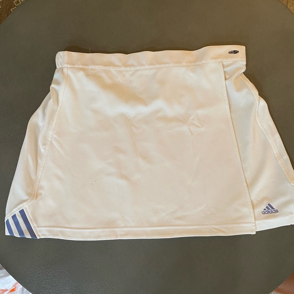 Adidas white climalite tennis/golf shirt.XL white /blue strips
